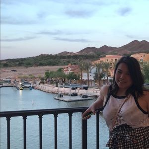 Meet your Posher, Kazzandra